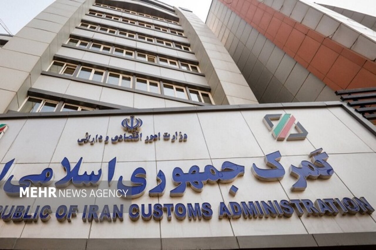 بهبود روند ترخیص کالاهای اساسی با سیاستهای جدید ارزی